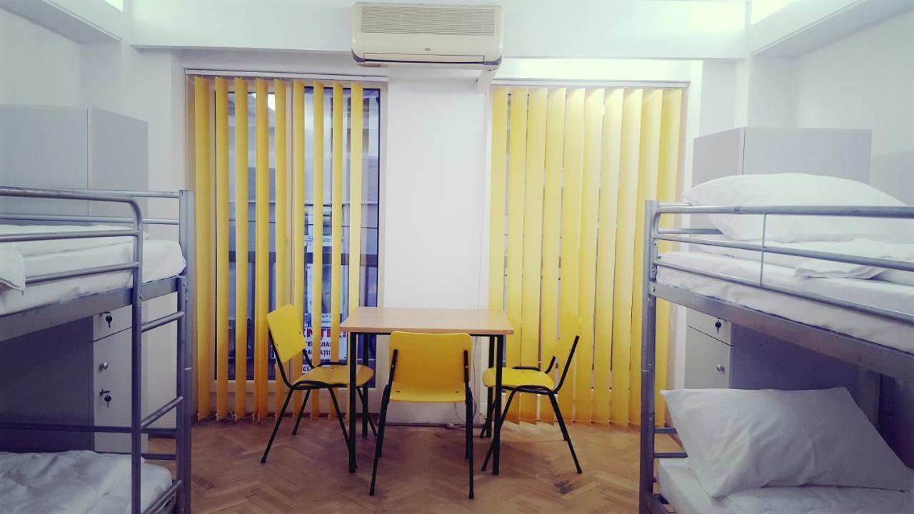בוקרשט Sleep Inn Hostel מראה חיצוני תמונה