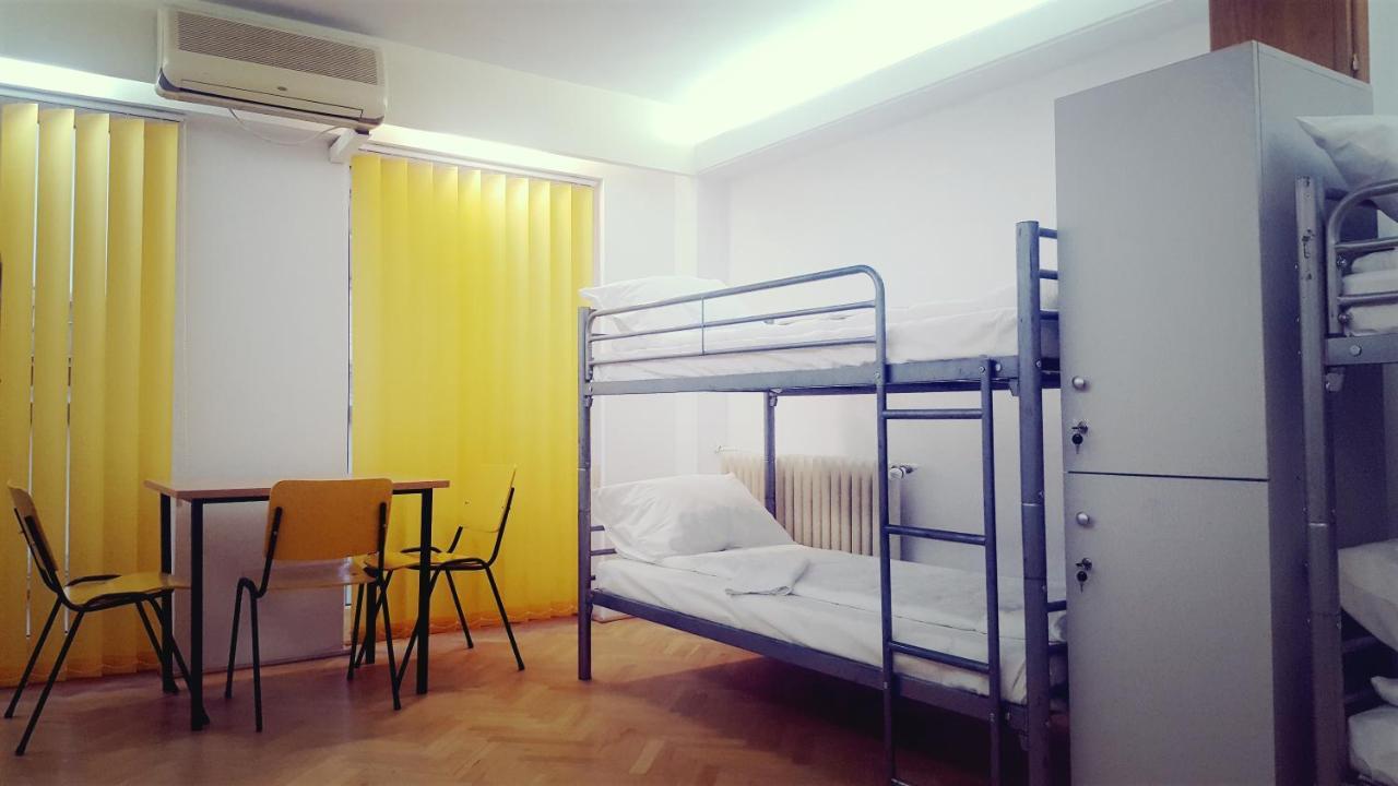 בוקרשט Sleep Inn Hostel מראה חיצוני תמונה